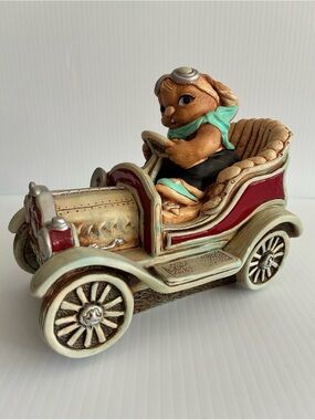 Vintage PENDELFIN Rabbit Dasher Car Hand Painted Made in England Collectible